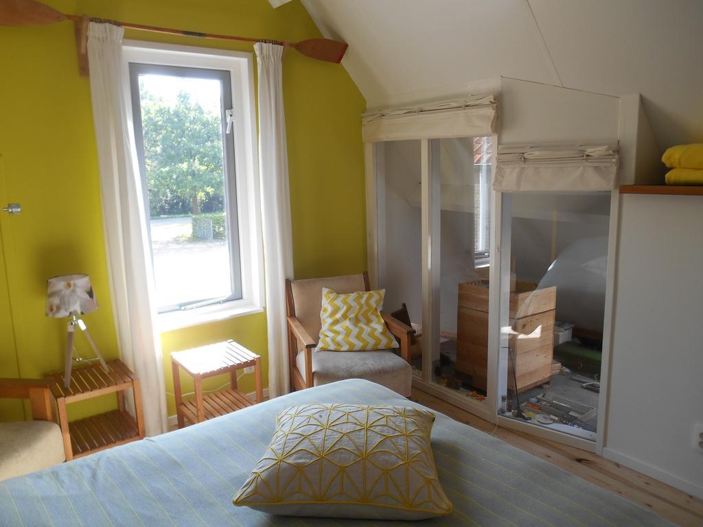 Bij En Boom Bed & Breakfast Drachten Room photo